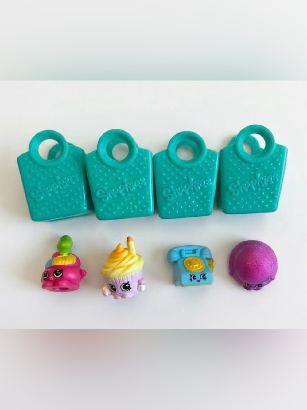 Lot of Shopkins Moose Toys Mini Figures & Shopping Bags Collectible Kids Toys